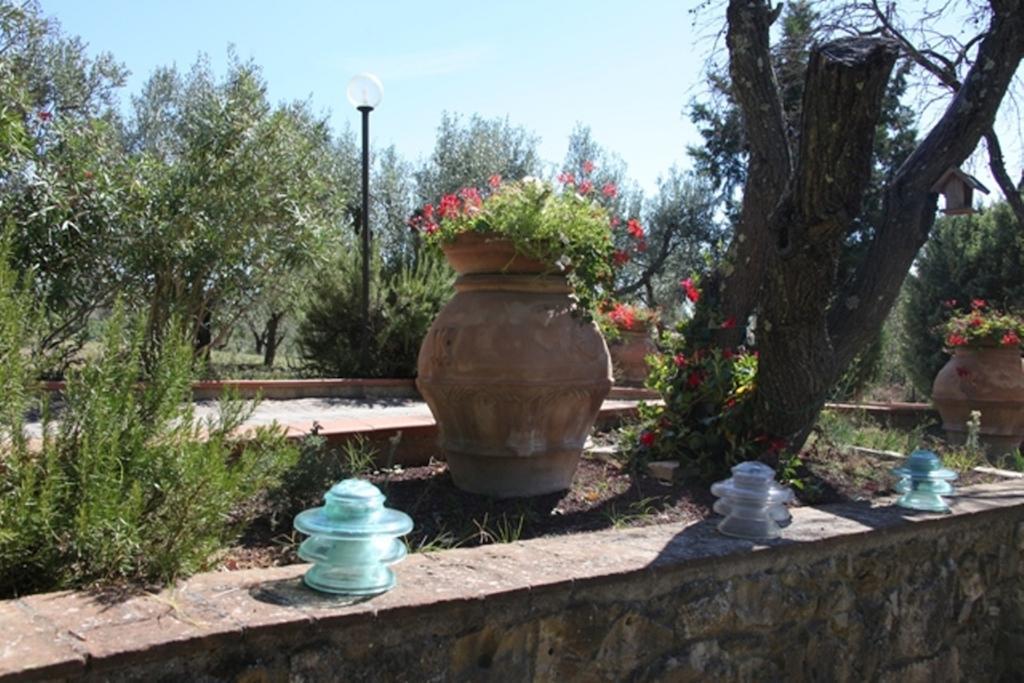Vigna Lontana Vila Montescudaio Exterior foto